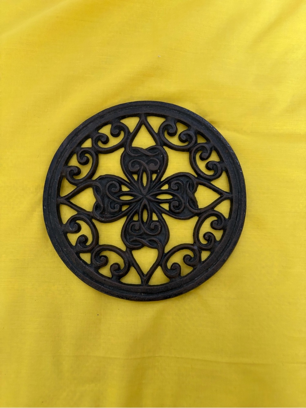 Cast Iron Decorative Trivet - Black
7” in diameter